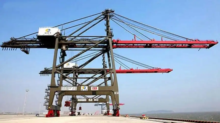 STS Quay Crane.webp